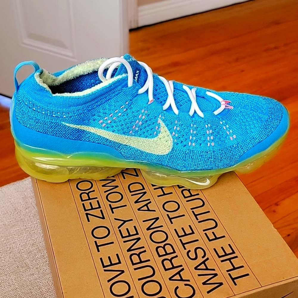 Air vapormax 2023